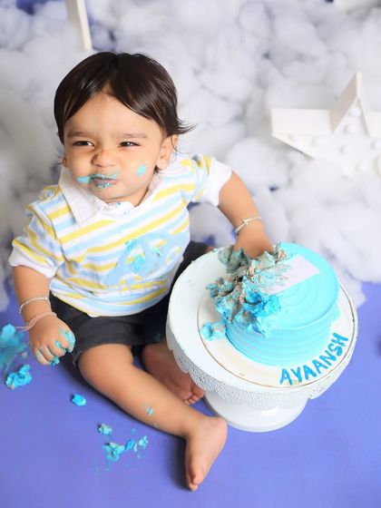 First Birthday & Cake Smash photo 9