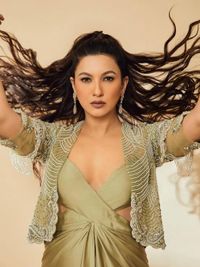 Celebrity & Editorial Hairstyling