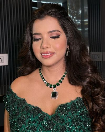 Jewellery Rental Service