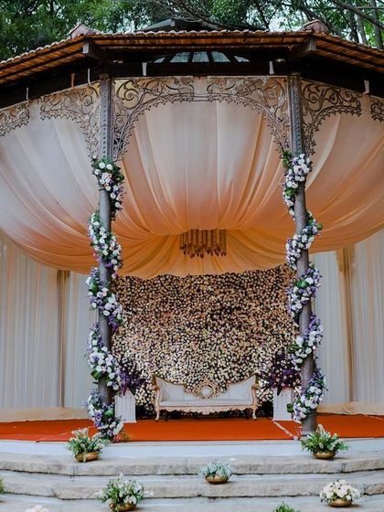 Flinters Management - Custom Wedding Design & Decor Glamorous Sangeet & Reception Nights photo 32