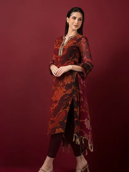 A full view of the printed kurta set, a sophisticated and modern take on festive dressing.