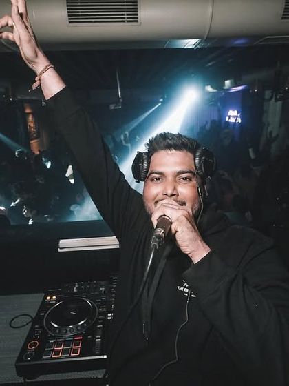 Hype Man: On The Mic & Crowd Energy photo 9