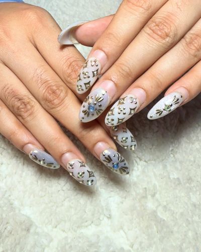 Nail Art & Extensions