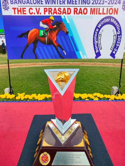 The Stayers' Trial Stakes trophy, a modern triangular design.