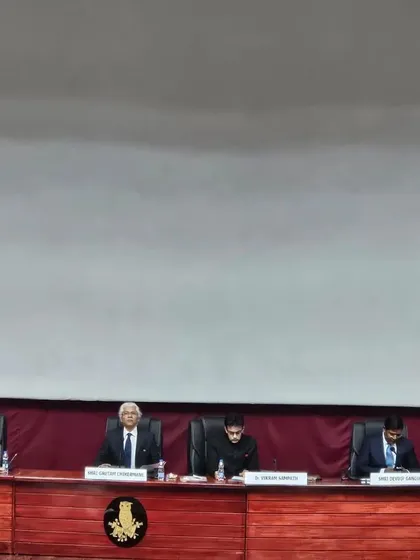 A wide shot of the panel at the Defence Services Staff College. Sharing my views on a strategic vision for Bharat alongside such stellar co-panelists was a privilege.