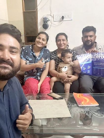 SolarSquare - Residential & Community Rooftop Solar Solutions Our Happy Customers: Homes & Families photo 37