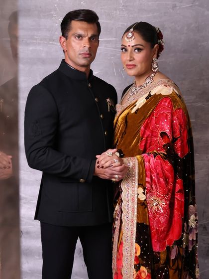 A formal couple portrait of Bipasha and Karan. This is the kind of timeless image that families cherish for years to come.