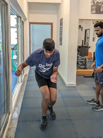Agility and change-of-direction are key athletic components. This assessment helps us understand a player's movement efficiency and potential areas for improvement.
