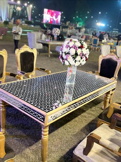 Elegant Seating & Ambiance photo 22