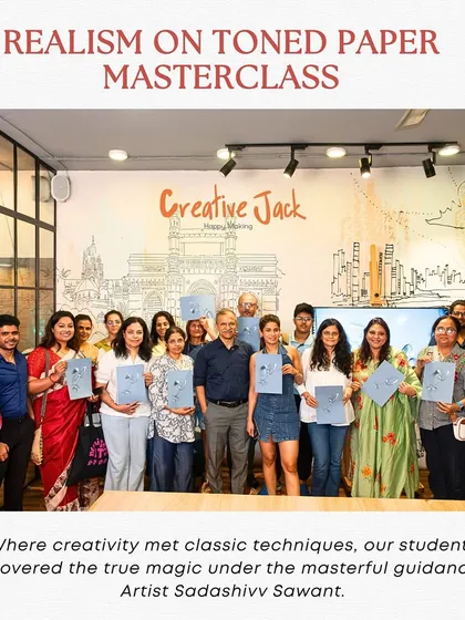 The proud graduates of my Realism on Toned Paper Masterclass, holding their certificates alongside the guest artist.