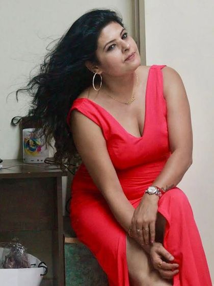 Shweta Nandakumar - Custom & Bespoke Fashion Design Glamorous Gowns & Party Wear photo 19