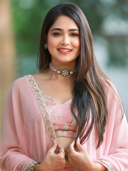 Designer Trends - Customizable Designer Wear Rentals Festive & Reception Lehengas photo 16