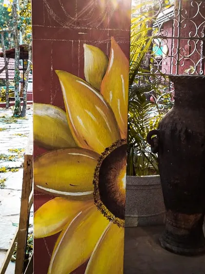 Sometimes a wall just needs a happy flower. This sunflower painting was part of a larger project, bringing a splash of color and nature to an outdoor space. We love making walls beautiful, one petal at a time.