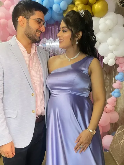 A sweet moment between the parents-to-be. It's an honor to be part of such special memories.