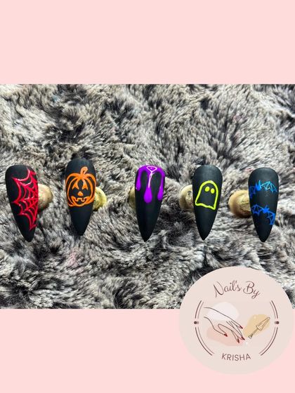 Mastering Trendy & Artistic Designs photo 24