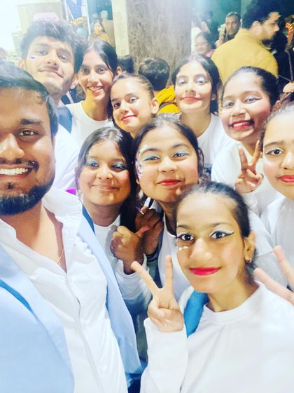 Capturing a fun selfie moment with the entire student group. These are the memories that make it all worthwhile.