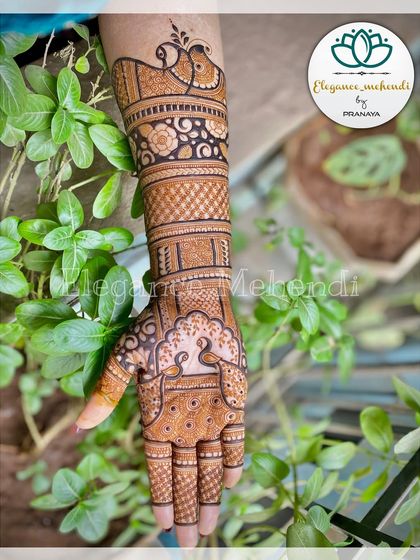 Intricate Full Bridal Mehendi photo 26