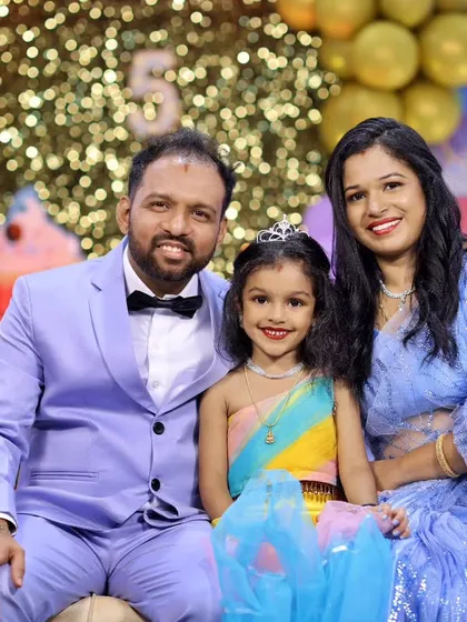 A picture perfect family portrait during a 5th birthday celebration. We always make time for posed family photos, creating a beautiful record of your family at each milestone.