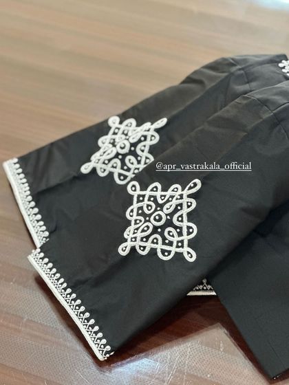 Another view of the black kolam blouse sleeves.
