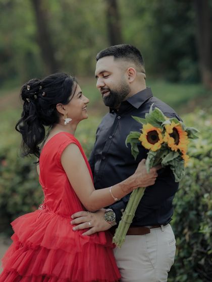 Candid & Heartfelt Moments photo 18