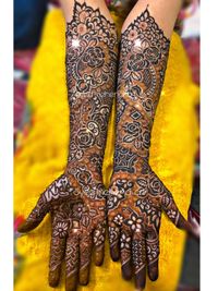 Mehndi (Henna) Art
