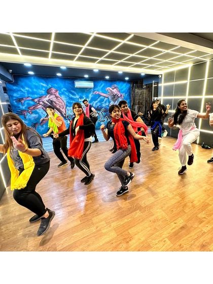 The Vibe: Challenges & Celebrations photo 3