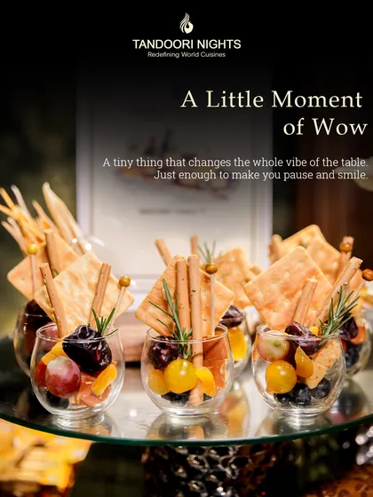We believe in creating little moments of wow. These individual crudité cups with fresh fruits, cheese, and breadsticks are just enough to make you pause and smile.