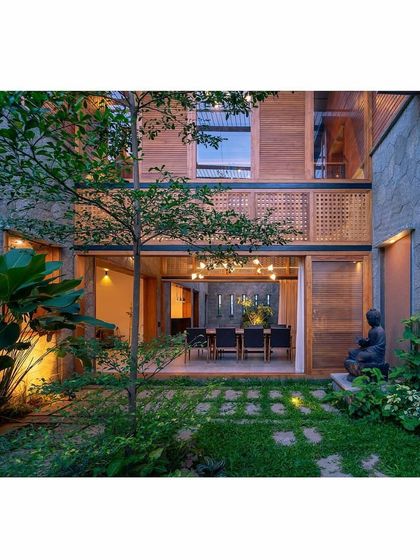 Indoor & Courtyard Gardens photo 16