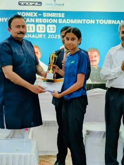 Avni Shetty receiving her Bronze Medal in the GS U15 category at the Yonex Sunrise Ramsheth Thakur Konkan Region Badminton Tournament.