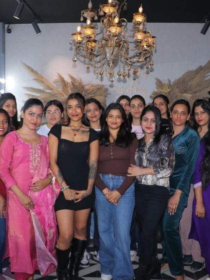 Where passion meets purpose. A glimpse of our talented Red Fox students, united by dreams and ready to conquer the beauty world together.