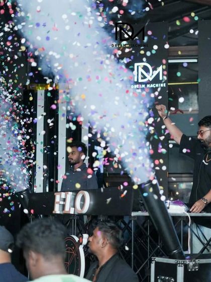 Setting off the confetti cannon at FLO. I love adding these explosive moments to my sets.