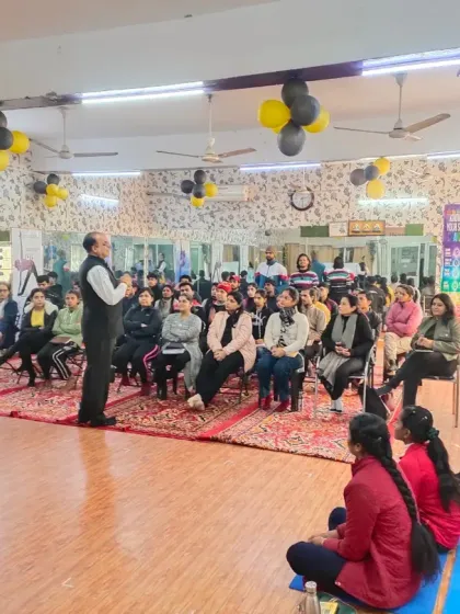 Anubhuti Yog - 200-Hour Yoga Teacher Training Expert Workshops & Guest Lecturers photo 8