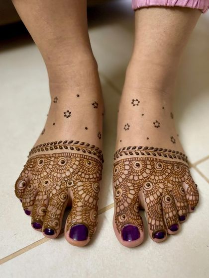 Mitali - Mehendi for Special Occasions Beautiful Henna for Feet photo 20