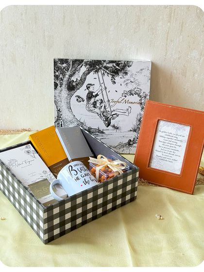 Rakhi Gifting photo 47