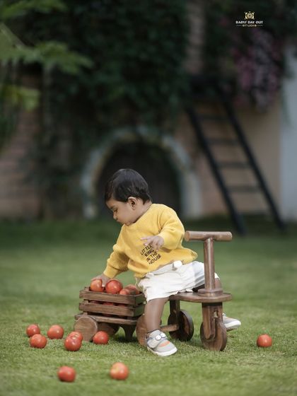 Baby's Day Out Studio - Kids & Baby Photography Outdoor Garden Adventures photo 31
