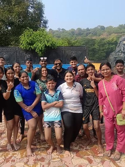 Another happy group shot from our class picnic. We believe these recreational activities are essential for students to relax, recharge, and build friendships.