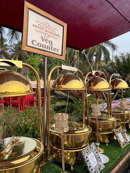 Grand Celebrations: Ambiance & Scale photo 30