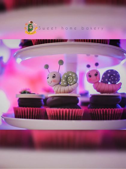 These cute snail toppers were another fun element of the enchanted forest theme.