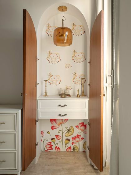 Sacred Spaces & Quiet Corners photo 7