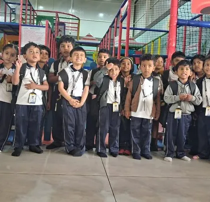 A group of well-behaved students and their teachers enjoying their outing. I welcome school groups and provide a fantastic environment for a day of recreational learning and play.