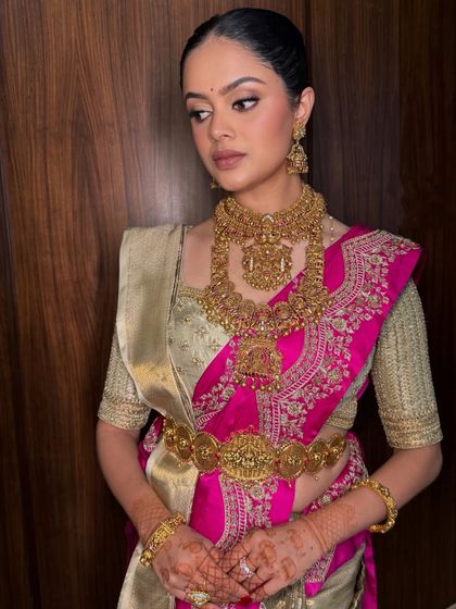 Dakshayini - Professional Saree Draping Traditional Bridal & Muhurtham Drapes photo 11