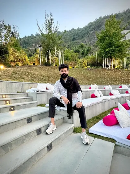 The wedding season is back. Taking a moment to relax before a gig at this beautiful outdoor venue with amphitheater-style seating at JW Marriott Mussoorie.