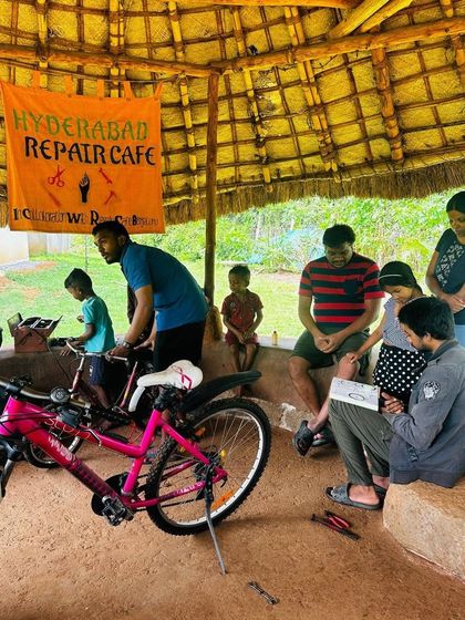 A few participants and onlookers gather at our Hyderabad workshop. Every event is an opportunity to share our mission and teach valuable repair skills.