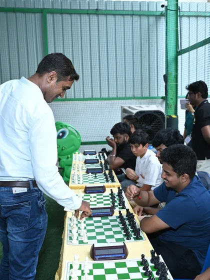 A special event where our students had the opportunity to play a simultaneous exhibition match against Grandmaster Tejkumar MS.