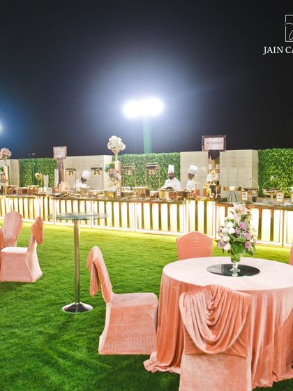 Grand Buffet & Elegant Setups photo 9