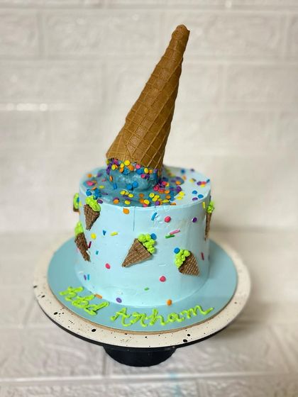Another angle of our creative ice cream-themed cake.