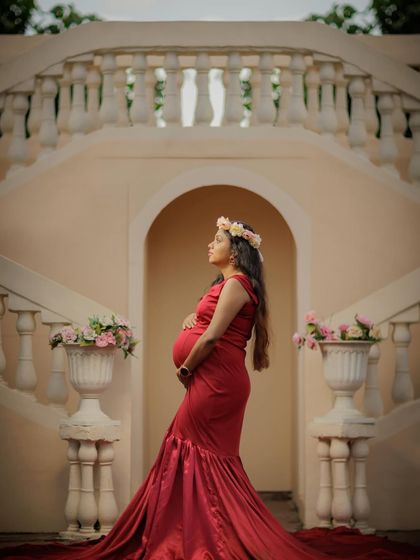 Solo Maternity Portraits photo 41