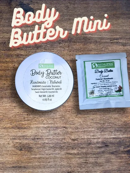 A closer look at our Body Butter mini pouch, the perfect travel companion for keeping your skin nourished wherever you are.