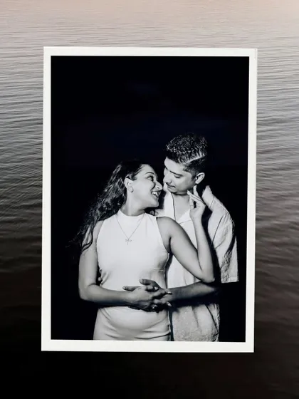 A creative, framed black and white portrait of Eden and Snyder. This stylized edit adds an artistic and modern touch to their pre-wedding photos.