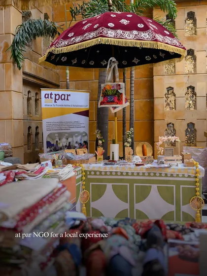We partnered with the ATPAR NGO to set up a stall featuring local artisan crafts. This not only provided unique favors for guests but also supported the local community in a meaningful way.